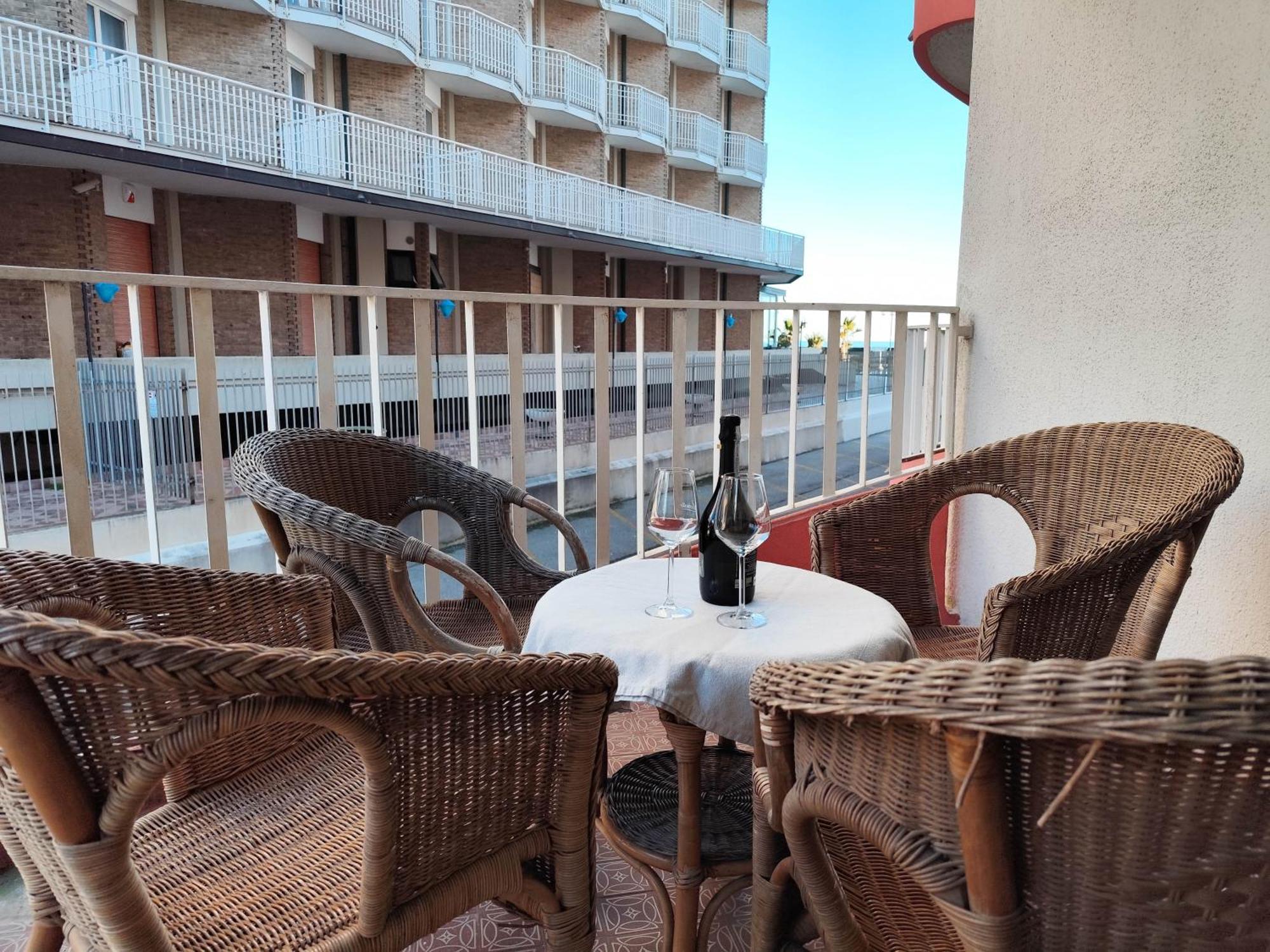 Ferienwohnung Apollo Fronte Mare Lido di Jesolo Exterior foto